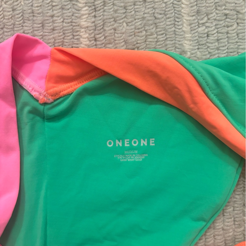 Oneone bikini set - Picture 2 of 5